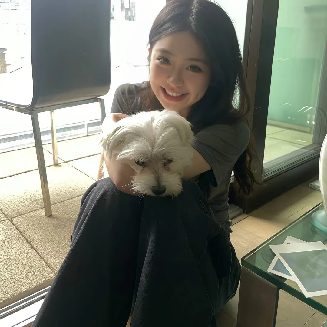 女孩的钓鱼慢活